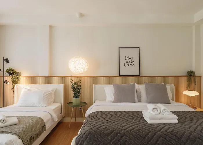 Cozy Spacious 4br Villa, 12pax, 200m Bts Phrakhanong, 10min Thonglo, Fast 500mbps Wifi Bangkok